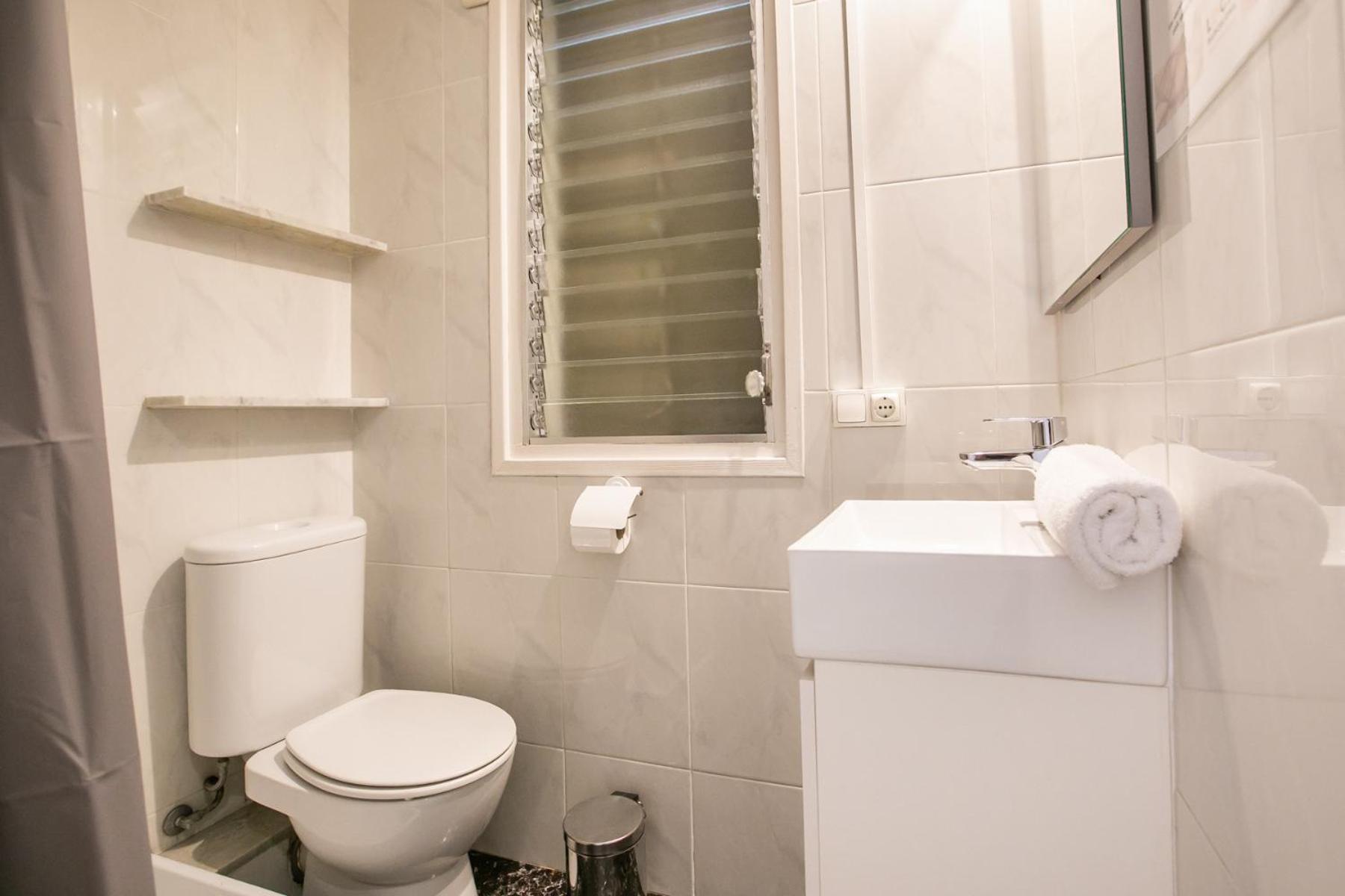 31Par1110 - Mediterranean Style Apartment Barcelona Exterior photo