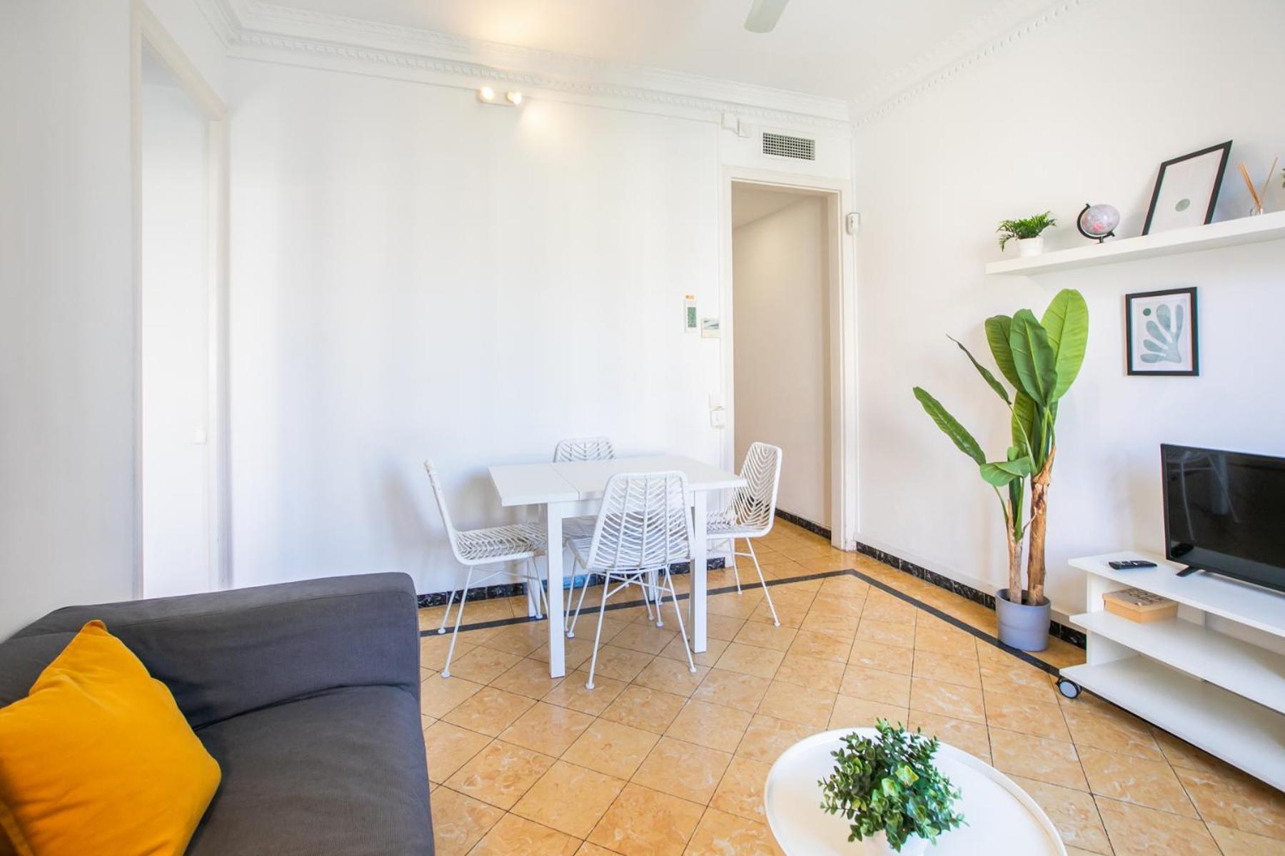 31Par1110 - Mediterranean Style Apartment Barcelona Exterior photo